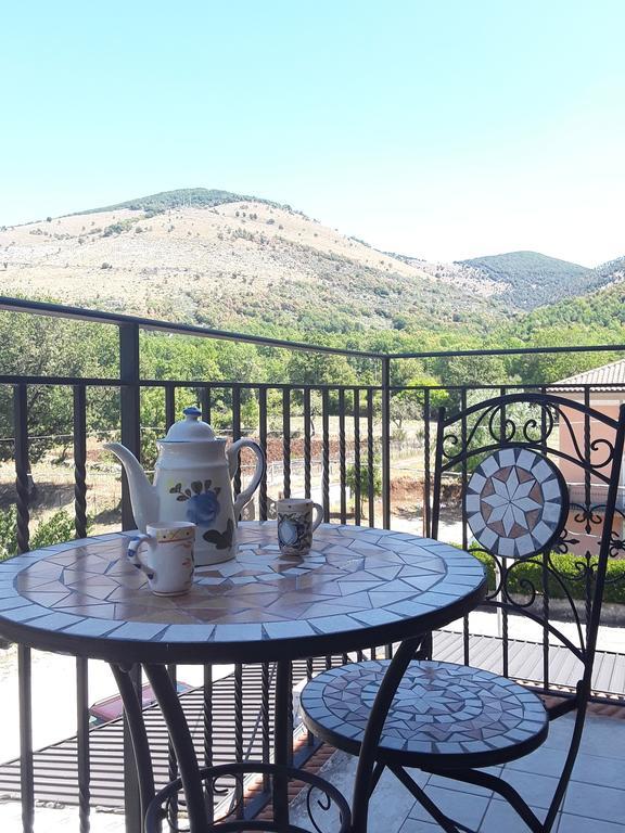B&B La Taverna Campodimele Екстер'єр фото